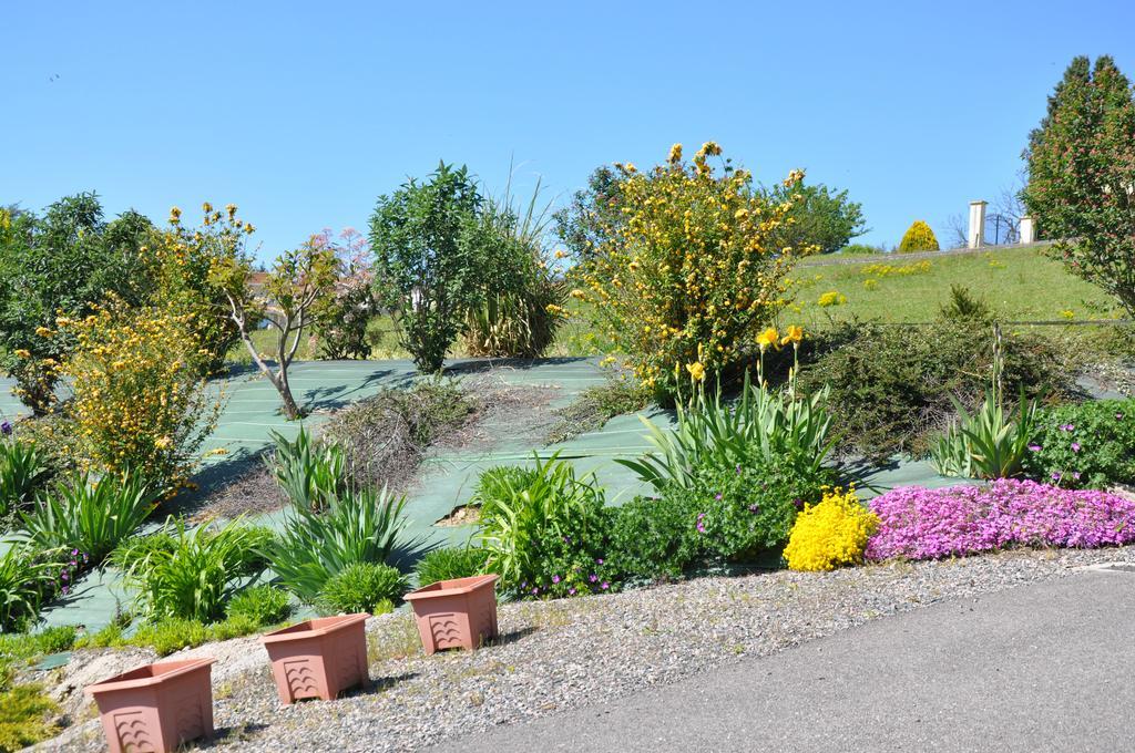 La Bergerie Bed & Breakfast Pollionnay Екстериор снимка