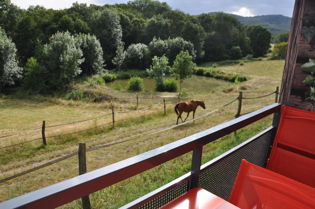 La Bergerie Bed & Breakfast Pollionnay Екстериор снимка